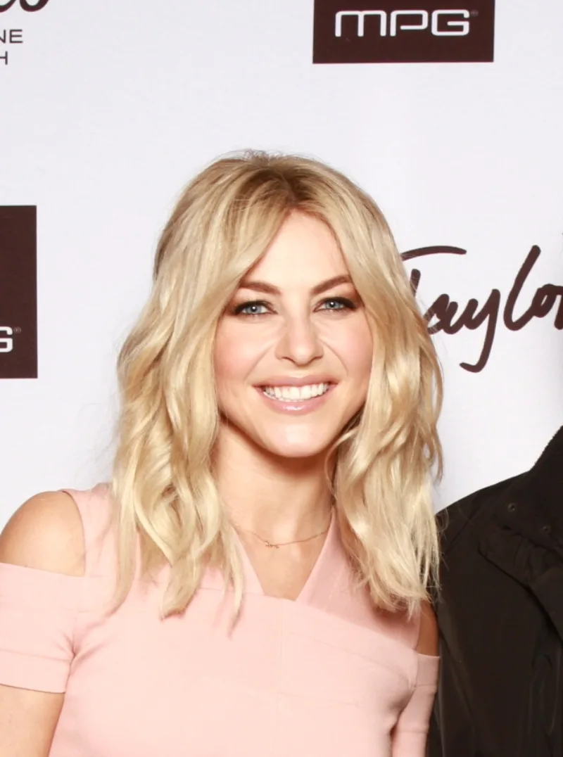 Julianne Hough portrait.